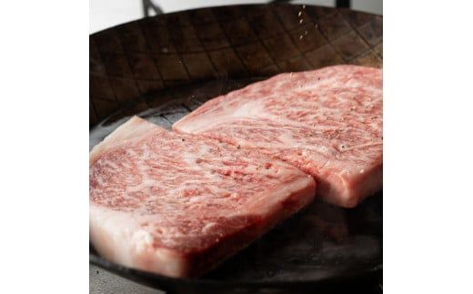 宮崎牛厚切りロースステーキ300g 【 肉 牛肉 A4～A5等級 宮崎牛 ステーキ 焼肉 BBQ イベント 記念日 日本ハム 】 [E11008]