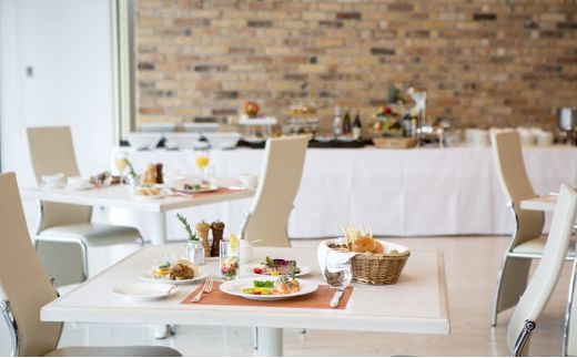 【ホテルグランミラージュ】人気の朝食付き！シングル宿泊券 ※北海道・沖縄・離島への配送不可