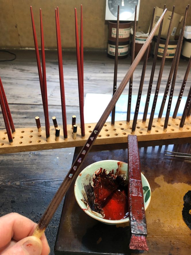 螺鈿(らでん)うるし塗り 夫婦箸 黒と朱