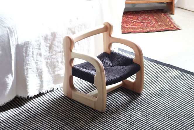 Z-38 ファニファニの赤ちゃん椅子ami　特別仕様　座面ブラック