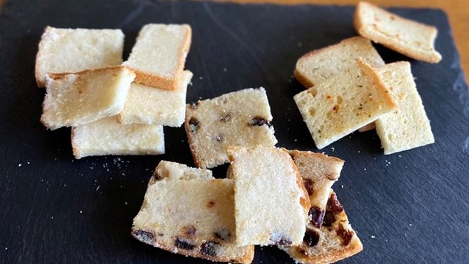 おうちでCafe 茨城県産 小麦 100％！ ラスク 3種 ＆ おすすめ 焼菓子 6種 セット 詰め合わせ ギフト 小麦粉 国産 [AU005ci]