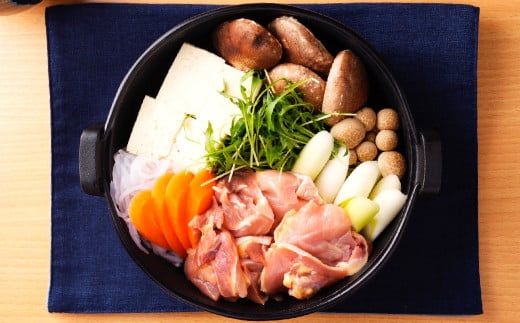 はかた地どり とりすき セット 総重量800g 鍋 すき焼き スープ モモ肉切身 島田掛麺うどん たれ 福岡県