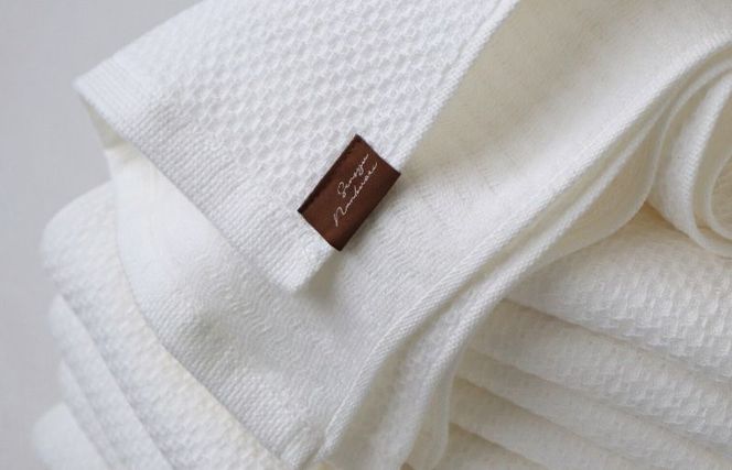 G1969 【ソフトハニカム】プレミアムタオル10枚セット（ホワイト）+ソフトハニカム織ハーフハンカチ1枚