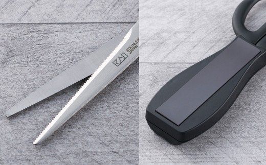 H7-173 ◇貝印 Nyammy ねこのキッチンハサミ【ケース付】（DH-2721）