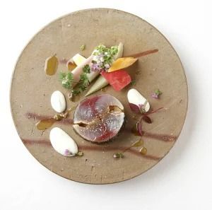 【亀岡市ふるさと納税限定】＜祇園ミクニ＞亀岡の特産品の旬の季節食材 ディナーコース ペアお食事券≪京都 古都 チケット 体験 おでかけ 観光 旅行≫