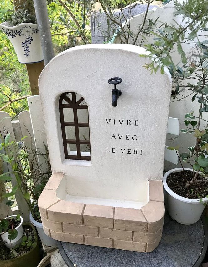 ＜Moon Rabbit＞北欧風なタップ付フレンチ プランター ｜ ガーデン 雑貨 庭 ガーデニング 屋外 鉢 インテリア ナチュラル 新生活