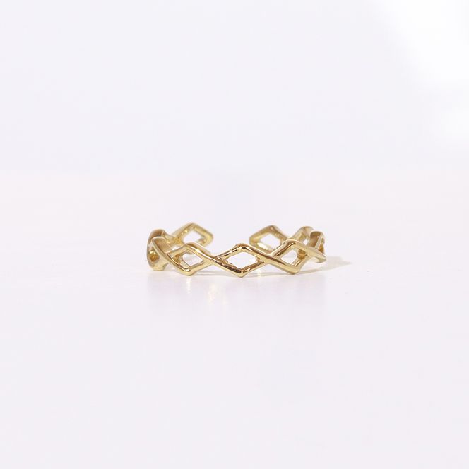 K10　ひし形　イヤーカフ　BQ-12