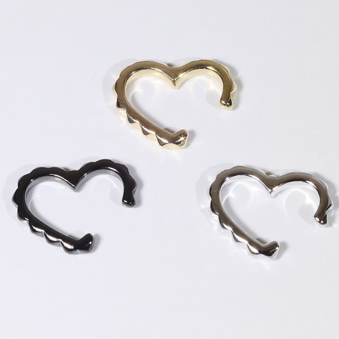K10　 小ハート　イヤーカフ　BQ-51