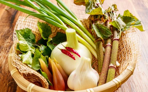 山の辣油（イタドリカツオ）６個セット　is002