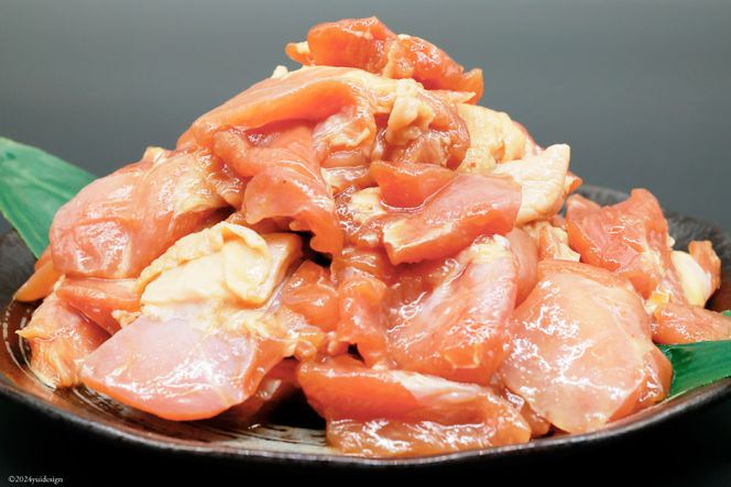 味付とり鍋 鶏肉 スープ込 400g×8袋 計3.2kg [甲斐精肉店 宮崎県 日向市 452060550] 肉 九州産 鶏 鳥 冷凍 小分け とり鍋 鶏鍋