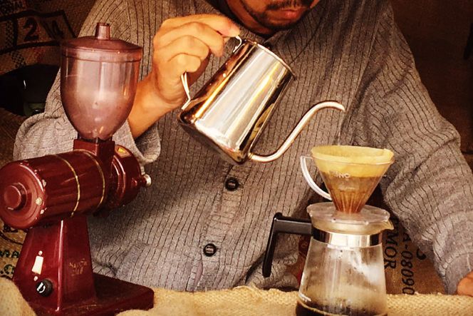 八ヶ岳珈琲 スペシャルティコーヒー 200g×8種類 計1.6kg 自家焙煎珈琲豆【挽き】 [アフターゲームカフェ 山梨県 韮崎市 20743360] コーヒー 珈琲 自家焙煎 ブレンド ブレンドコーヒー 詰め合わせ セット 飲み比べ