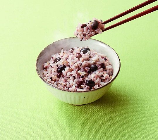 【３か月定期便】おいしさ味わう十六穀ごはん無菌パック２４食×３ヵ月コース　はくばく ハクバク 国産 パックライス ライス お米 米 パックご飯 パックごはん 栄養満点 健康 小分け 備蓄 防災 雑穀米 保存食 雑穀ごはん 単身赴任 一人暮らし