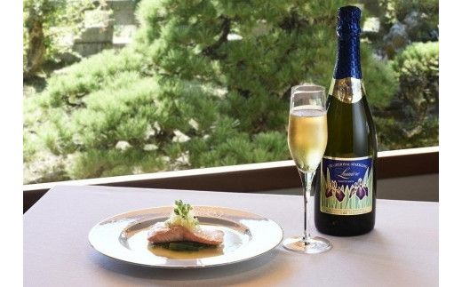 トラディショナル スパークリング　KAKITSUBATA FAM002