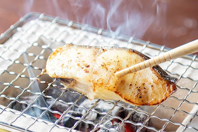 脂がのった 銀ダラ 西京漬け 70g×10枚 個別真空包装 [丸秀鮮魚店 福岡県 筑紫野市 21760698] 魚 たら タラ 銀鱈 銀だら 白身魚