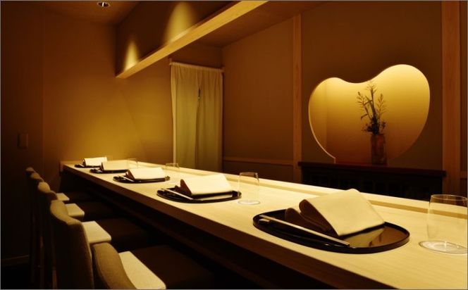 東京・赤坂／	【ミシュラン2025掲載店】「スタンダードコース」乃木坂しん 京丹後ディナー（2名様）　食事券 チケット 料理店 AM00602