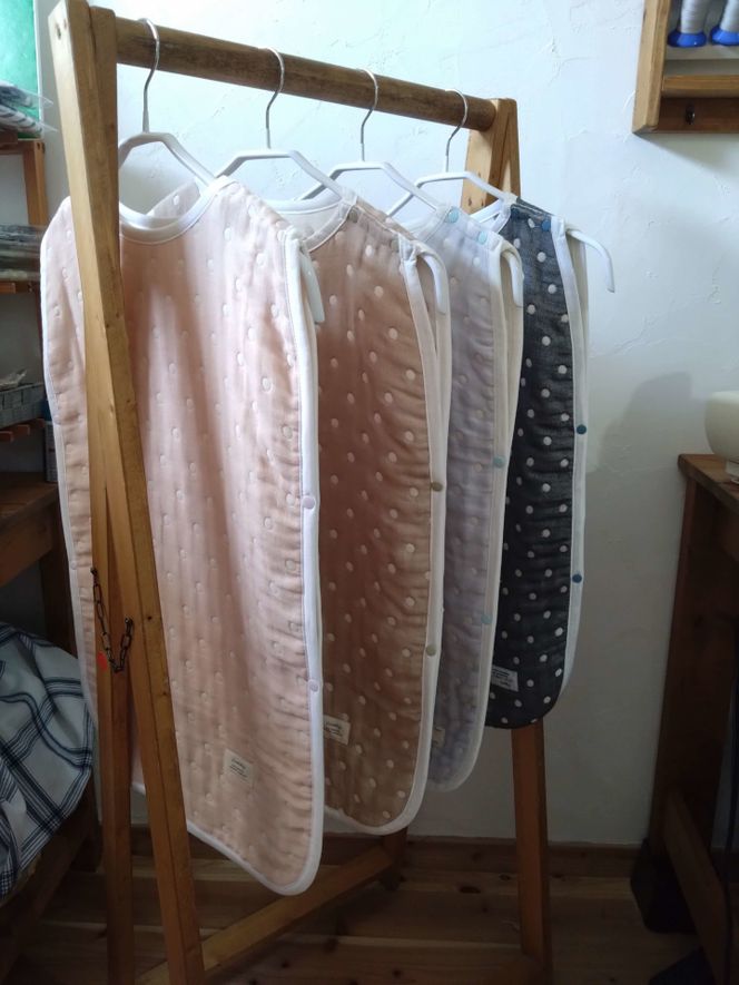 B-198 ハンドメイドの国産６重織ガーゼのスリーパー