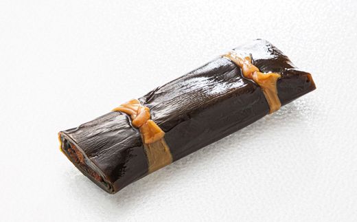 【定期便 4ヶ月連続】昆布で 鮭 鰊 を丁寧に巻いた 昆布巻き 鮭1本×2袋 鰊1本×2袋 合計4本 | 昆布巻 国産 北海道産 サケ ニシン コンブ だし 海藻 だし昆布 こんぶ水 出汁 乾物 こんぶ ギフト 調理済み 一人暮らし セット おかず 北連物産 きたれん 常温 定期便 海鮮 魚介類 絶品 調理済み 北海道 釧路町 釧路超 特産品 121-1258-24-54