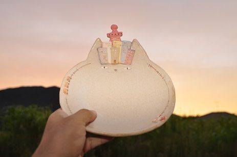 猫町25丁目の夕暮れ 耐熱土鍋 裸電球のスプーン付き＜耐熱・オーブン対応＞【716】_HA0980