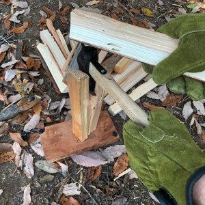 E-41 Bushcraft hammer　1本でハンマーと斧が使える