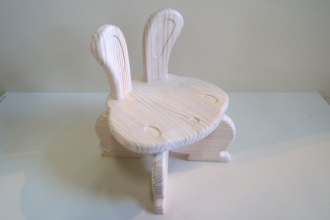 【私のうさぎ】Mon lapin～モン ラパン～《子供椅子》＜ロア木工＞【宮城県加美町】