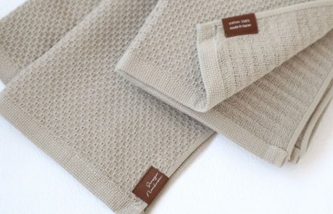 G1904 【ソフトハニカム】泉州南部織 フェイスタオル3枚セット（オリーブ）+ソフトハニカム織ハーフハンカチ1枚