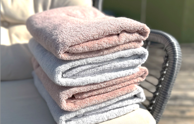 099H1401 【THE HIGH-CLASS TOWEL】計８枚タオルセット／厚手泉州タオル（ピンクベージュ）【泉州タオル 国産 吸水 普段使い シンプル 日用品】