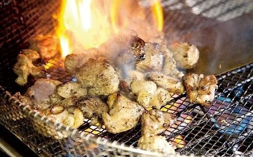 0C1-135 おおいた冠地どり一羽分のモモ・ムネ・ささみ肉（1kg前後）