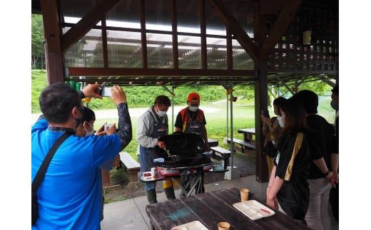 ハンター直伝！解体体験とジビエＢＢＱ【大槌ジビエツーリズムチケット3名様】【0tsuchi00680】