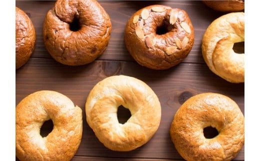 愛知県産 パン用 小麦粉 ゆめあかり 2.5kg × 4袋 計 10kg 国産 強力粉 ブランド 小麦 強力系小麦粉 ふわふわ もっちり 甘味 チャック付き パン ホームベーカリー ベーグル 食パン お取り寄せ 愛知県 碧南市 送料無料 H008-250