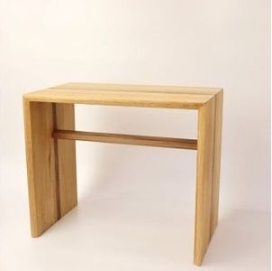 不要になった古い家具の木材から作ったサイドテーブル※沖縄県、離島への配達は不可。