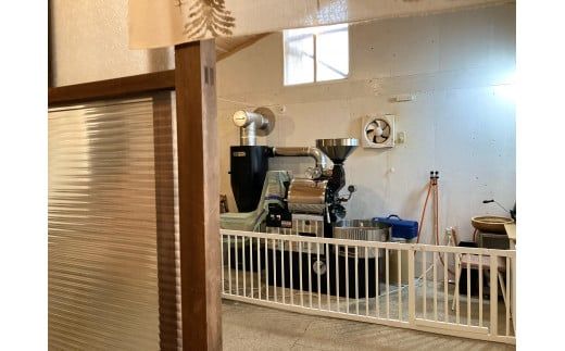 暦カフェインレスカフェオレベース （1Lパック × 2本）デカフェ 自家焙煎 リキッド 1リットル 紙パック 4倍 希釈 牛乳 豆乳 オーツミルク 523-2