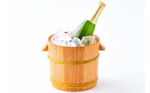 天然秋田杉 ワインクーラー(竹タガ) 国産 職人手作り シャンパンクーラー ボトルクーラー 天然木 木製 日本製 職人 手作り バケツ 保冷 保温 氷 シャンパン ワイン|odwa-00008