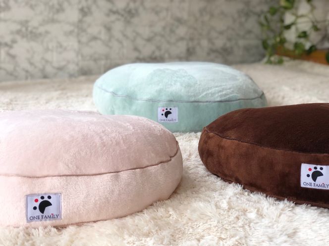 【たっぷり!!リアルダウン使用】円形タイプ ペット用 羽毛クッションセット ペットベッド 犬や猫が大好き!! H162-032