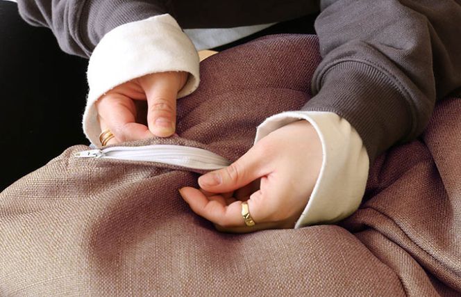 099H2716 国産ビーズソファー(ブラウン) トライアングル