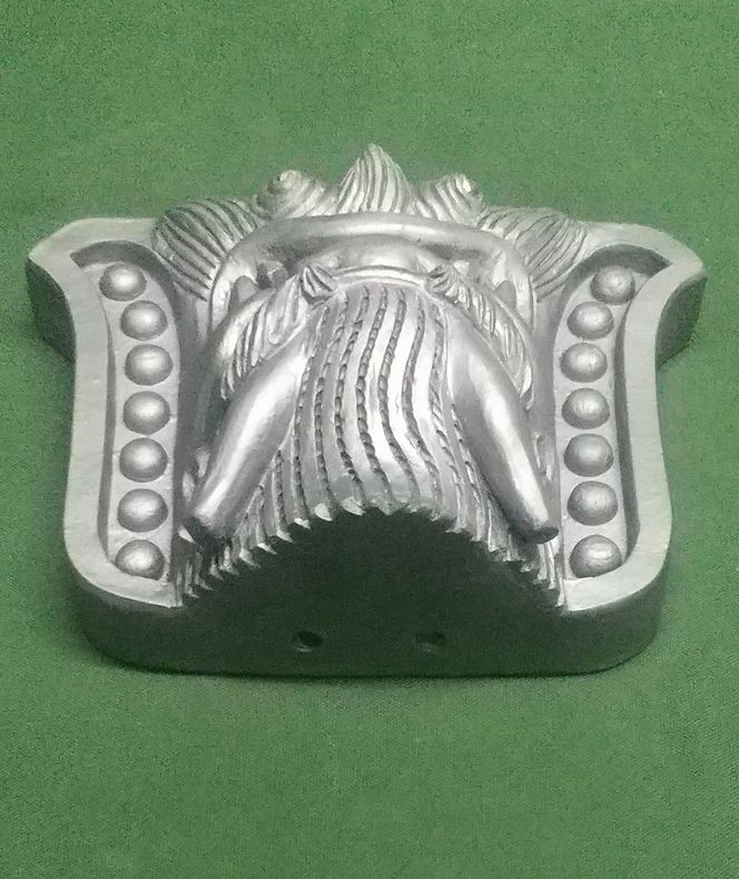 伝統工芸士の鬼師が作る守護鬼瓦シリーズ 疫病退散 守護鬼面 4寸(12cm) H064-022