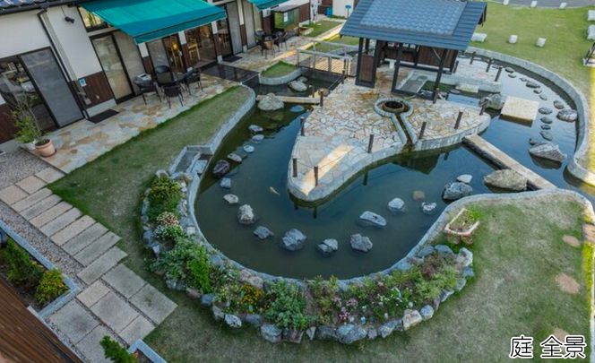 【M-967】ラシーヌホーム針江 「くつろぎの和室」名産御膳 宿泊ペアプラン【高島屋選定品】