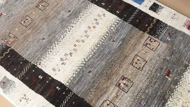 【限定1品】ギャッベ カシュクリ 178×116cm 手織り 最高級 天然 ウール100% 草木染 リビングサイズ おしゃれ かわいい モダン 北欧 ラグ 絨毯 マット (HL-10875） ラグマット カーペット ギャベ 床暖房対応 ホットカーペット対応 [BP205-NT]