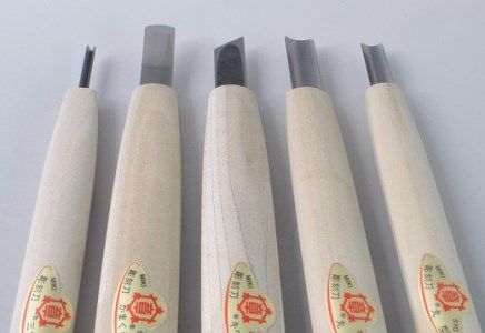 【ヤスキ鋼】ＮＨＫ木彫入門　初心者セット５本組　紙箱入り【北海道・沖縄・離島　配送不可】