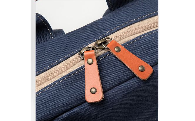 「琉球帆布」ビーンズリュック / ネイビー - 帆布 布 バッグ 鞄 かばん ユニセックス 手づくり ハンドメイド 合わせやすい 紺 ネイビー 人気 シンプル おしゃれ 使うほど 馴染む 牛革 定番 琉球帆布 伝統技術 沖縄県 八重瀬町【価格改定】