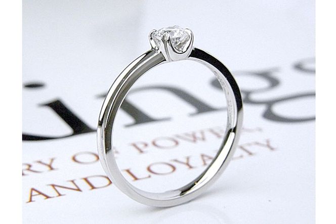 【N10-001】婚約指輪 フルール