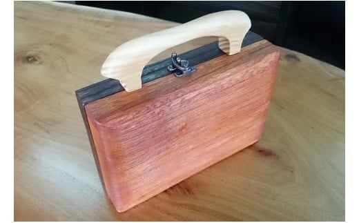 ［グレイン］琉球松と桐のバッグ - メンズ レディース 男性 女性 男女兼用 贈り物 ギフト おしゃれ ツートンカラー 木製品 人気 おすすめ 沖縄県 八重瀬町【価格改定】