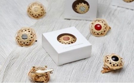 D-26 大分県の竹を使ったお花ブローチ（Bamboo Brooch）