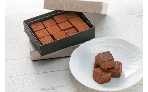 生チョコレート　12コ入り2箱