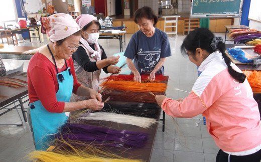 【思いやり型返礼品（協賛型）】神獅子のお守り。沖縄市古謝自治会の文化財復元事業を応援！