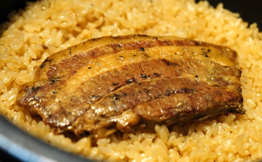 ほぐし飯の素（富士桜ポークの「スペアリブ」と甲州地どりの「骨付き手羽」）セット　ギフト  炊き込みご飯