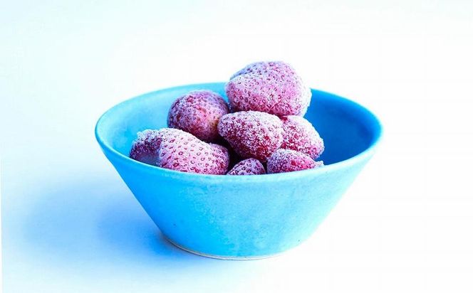 【訳アリ】完熟冷凍苺 よつぼし1.0kg / 化粧箱入【果実まるごとアイス】
