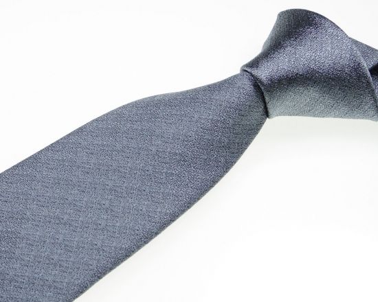 郡内織物「富士桜工房」シルクネクタイ『燻』梨地無地 銀鼠 FAA1045