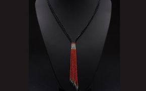 赤サンゴのネクタイ風デザインネックレス_kn072