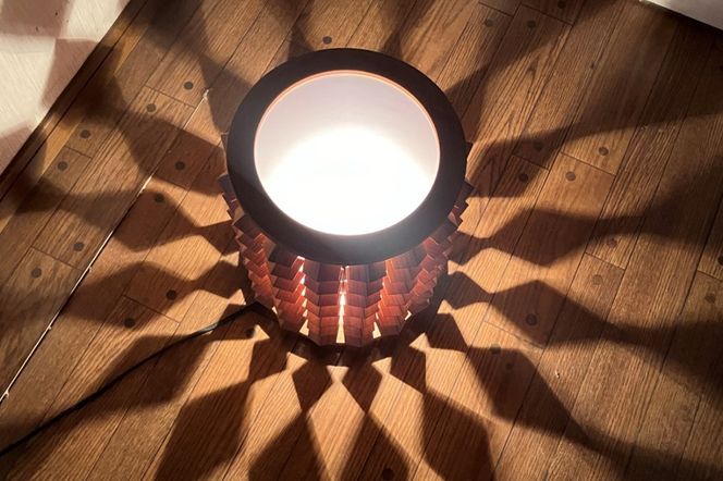 賽の目　照明器具・フロアーライトS　1台　WM00001