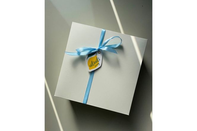 シルクの贈り物 名入れベビースタイ　2枚セット　EW00003